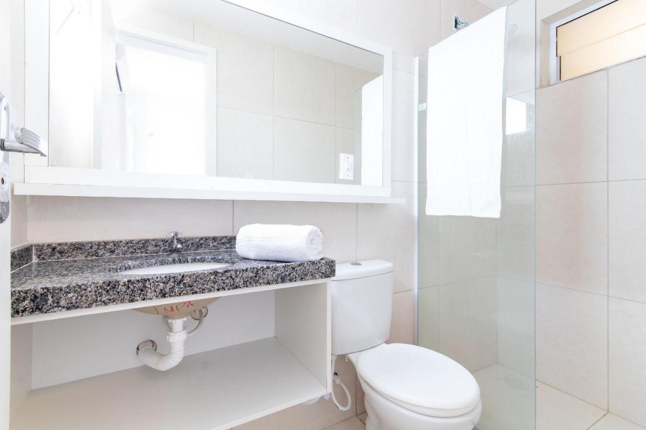 Beach Townhouses #C06 - Com Jacuzzi Por Carpediem Акірас Екстер'єр фото